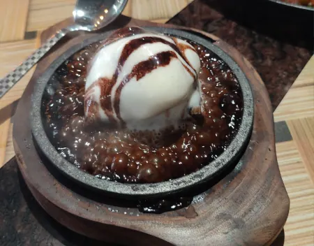 Sizzling brownie